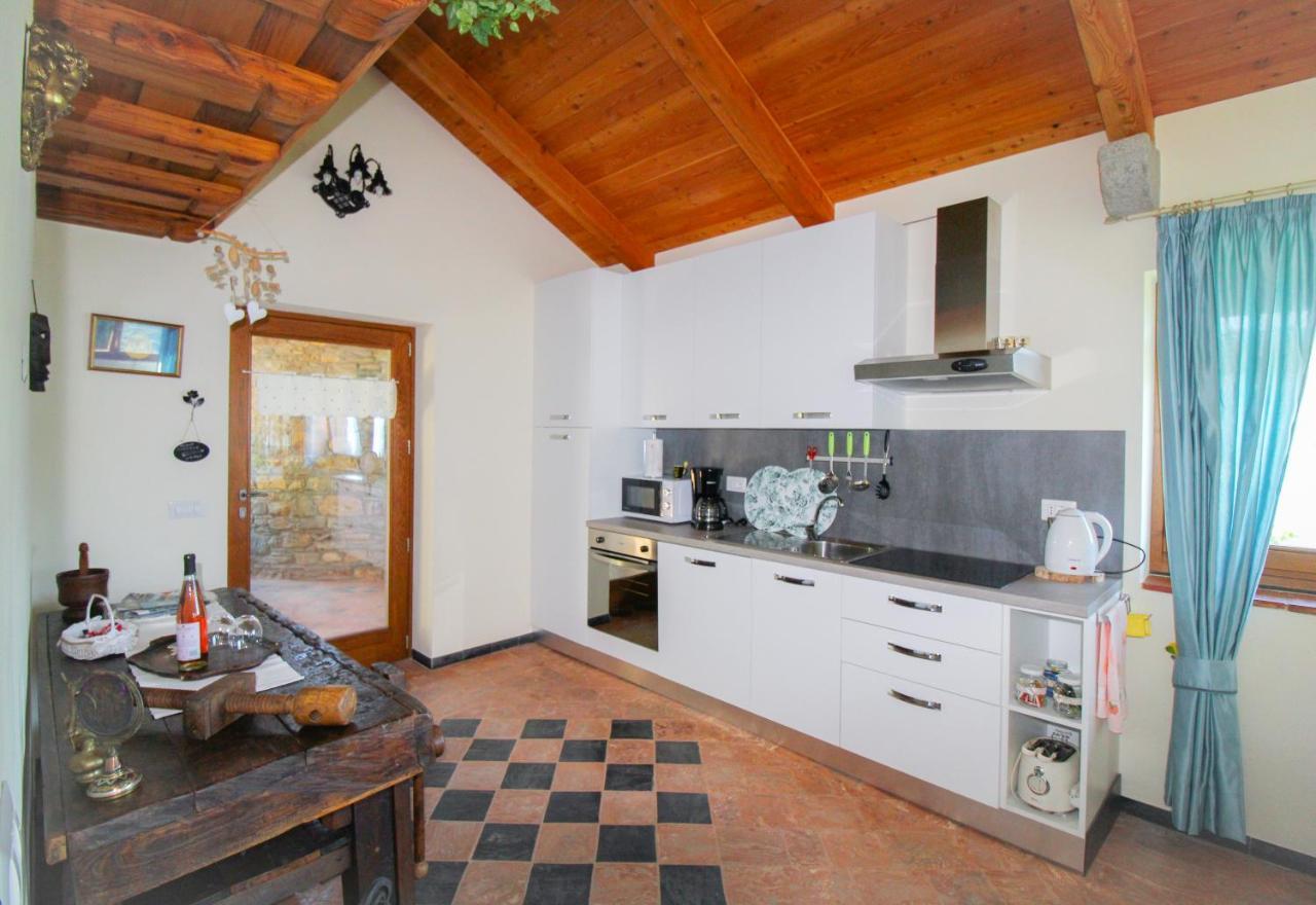 Appartement Residenza Castellum à Stazzona Extérieur photo